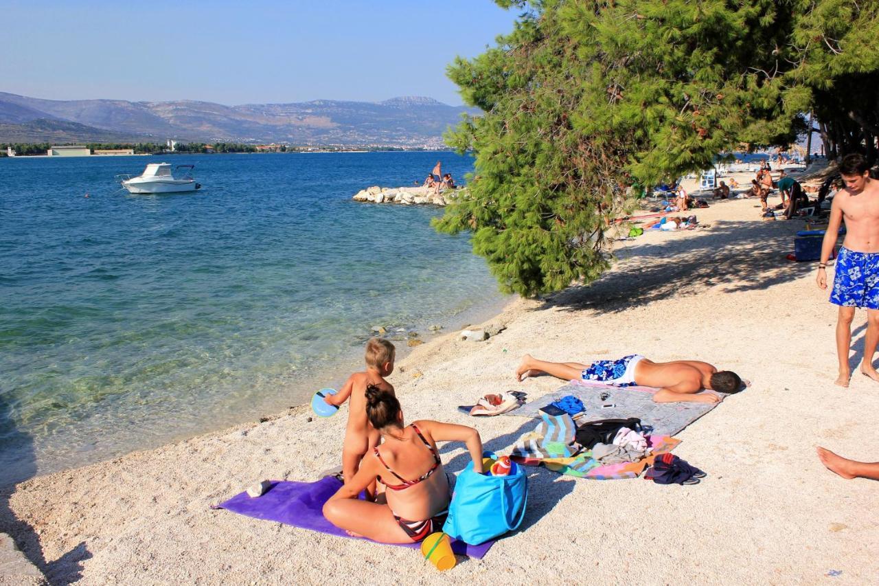 Apartments By The Sea Arbanija, Ciovo - 1085 Trogir Luaran gambar