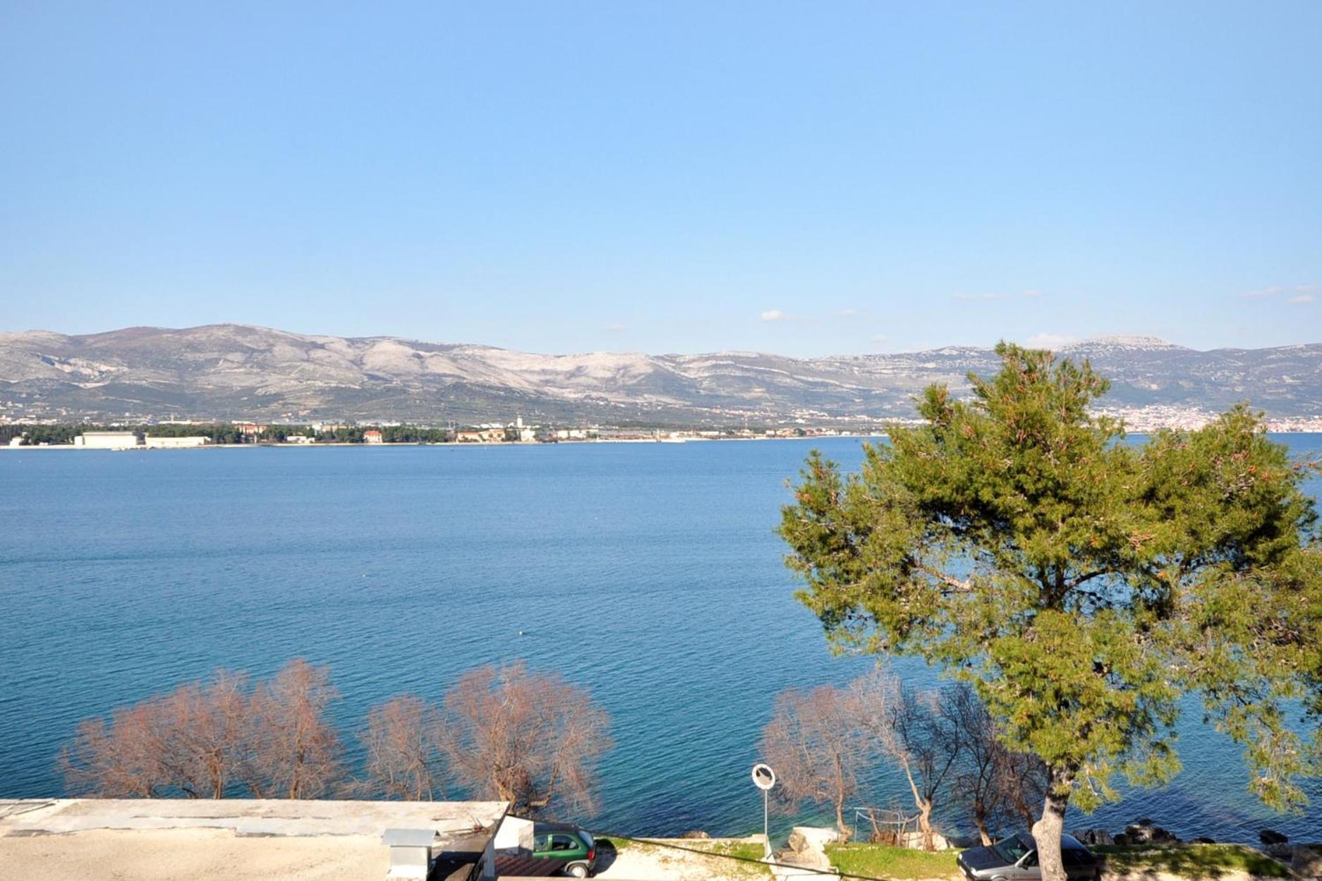 Apartments By The Sea Arbanija, Ciovo - 1085 Trogir Luaran gambar